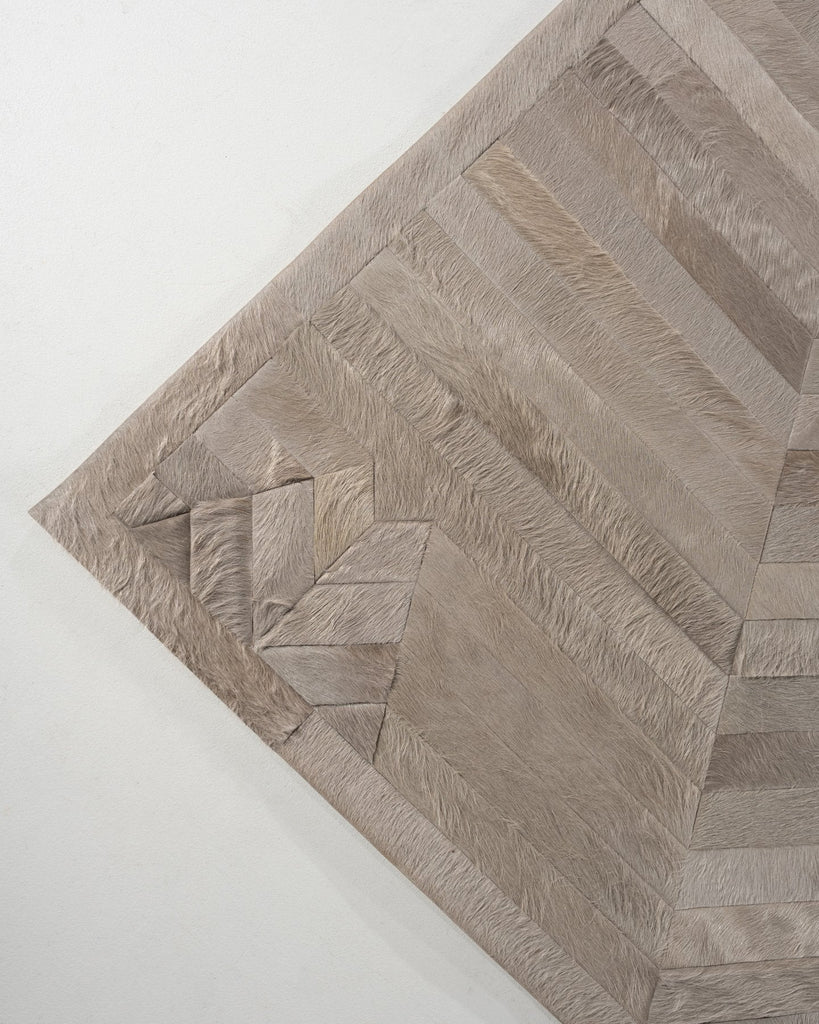 Ricochet / Hide Rug / 17470