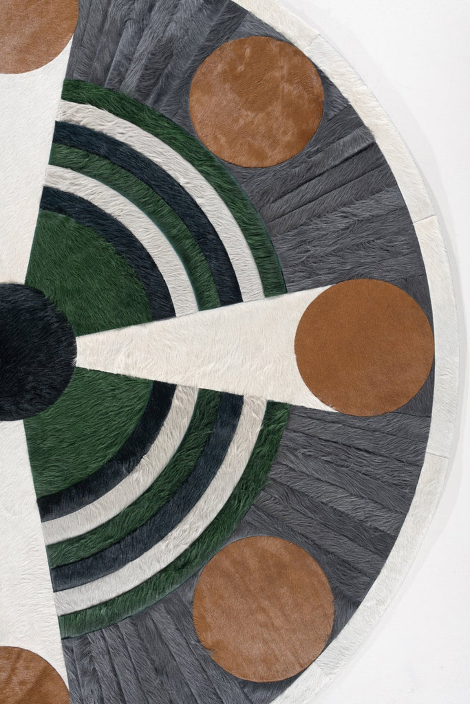 Atlas / Hide Rug / 15975