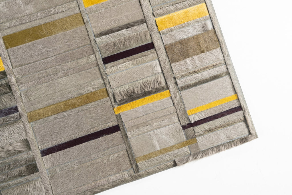 Four Seasons / Hide Rug / 16051