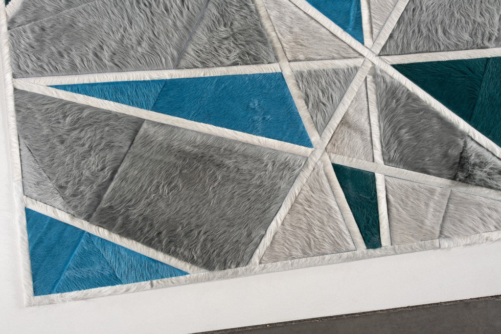 Runway / Hide Rug / 16334