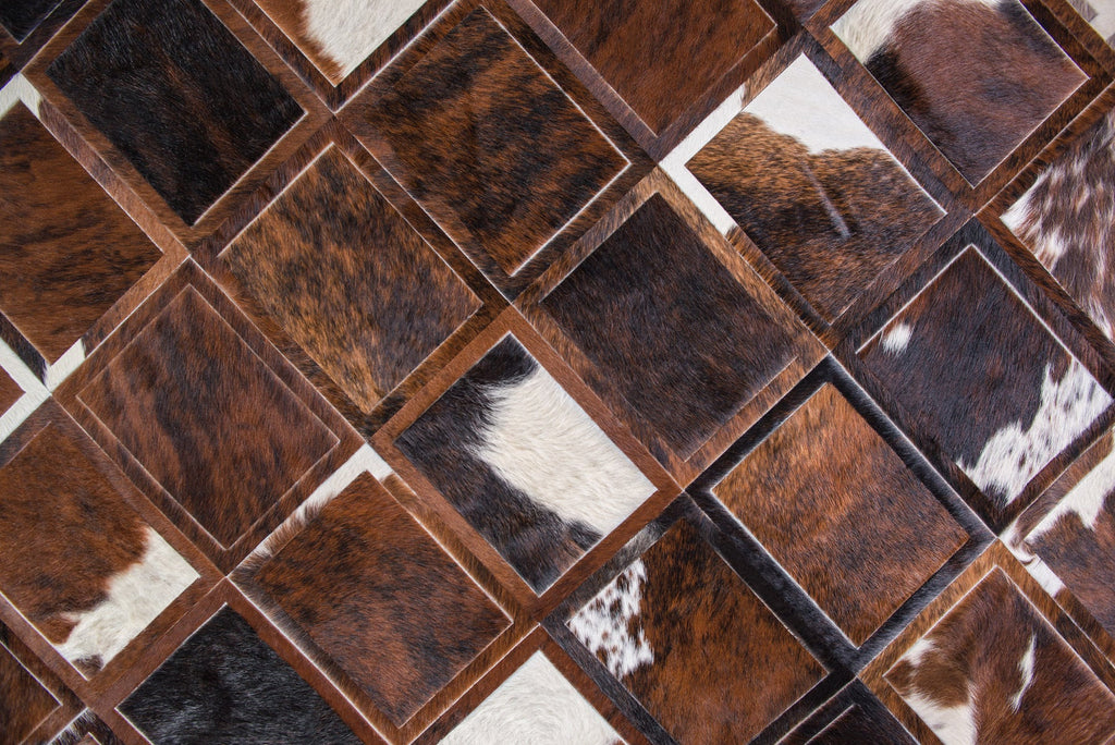Promenade / Hide Rug / 05988