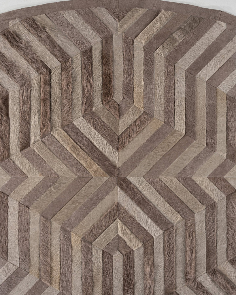 Rebel / Hide Rug / 16324