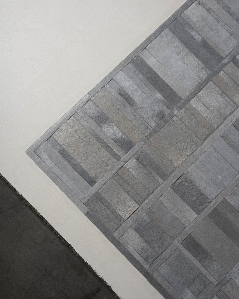 Four Seasons / Hide Rug / 17051