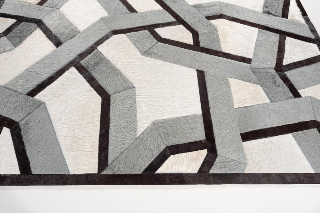 Vertigo / Hide Rug / 15657