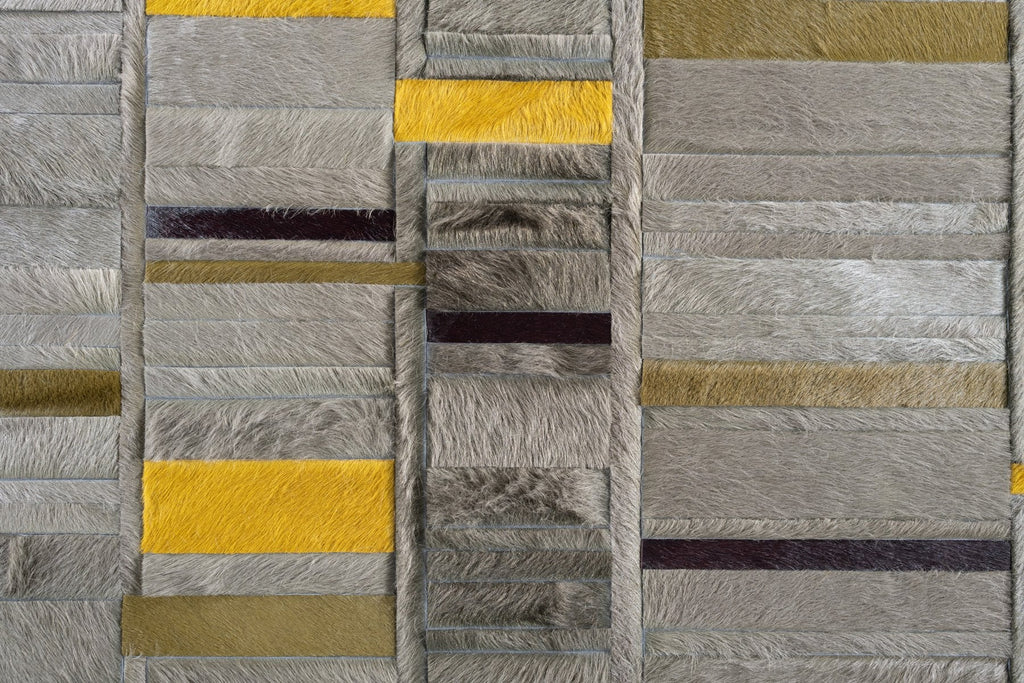 Four Seasons / Hide Rug / 16051