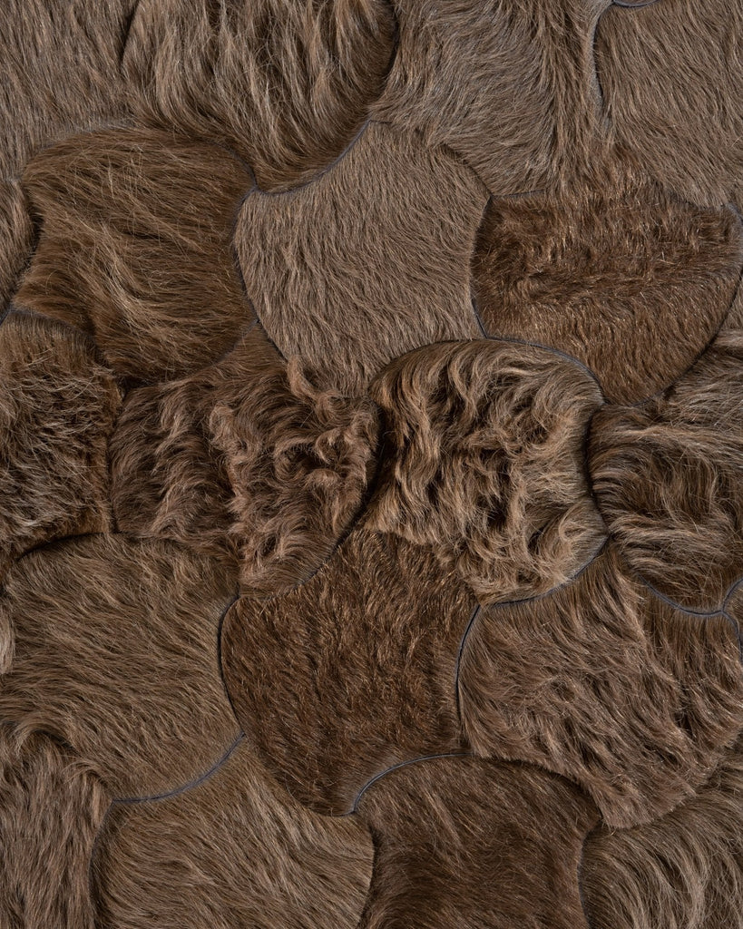 Leigh / Hide Rug / 16922