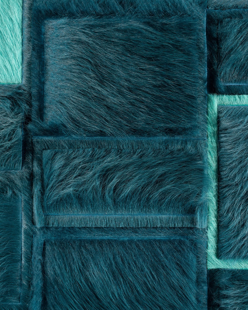 Confusion / Hide Rug / 10311