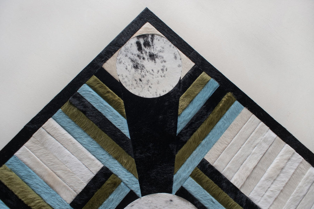 Atlas / Hide Rug / 22649
