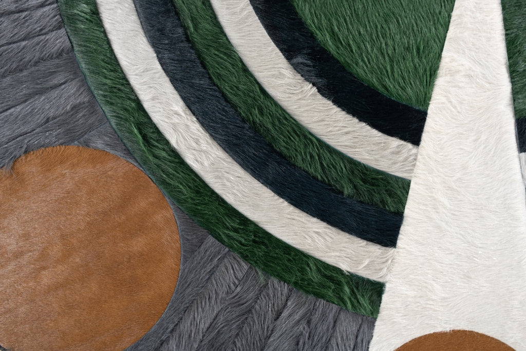 Atlas / Hide Rug / 15975
