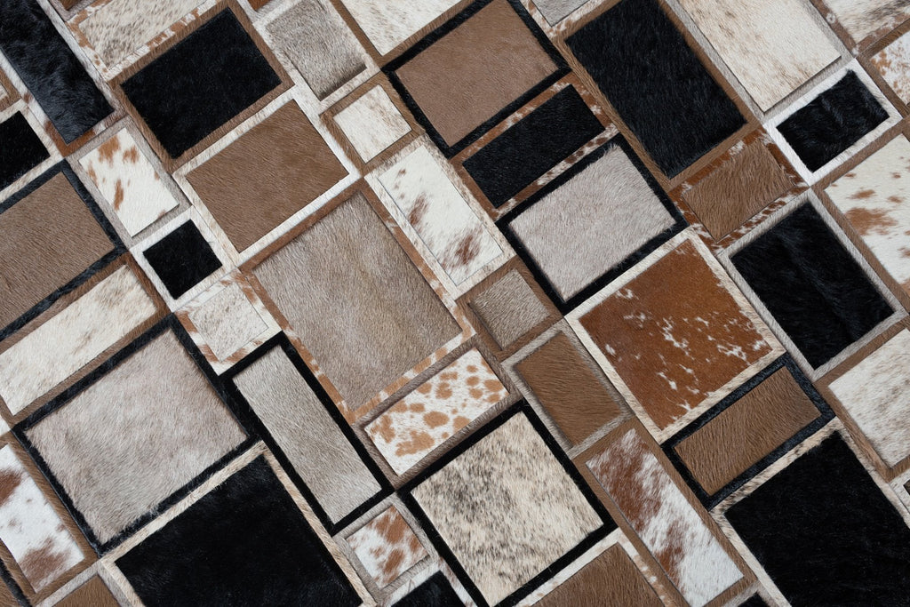 Confusion / Hide Rug / 16277