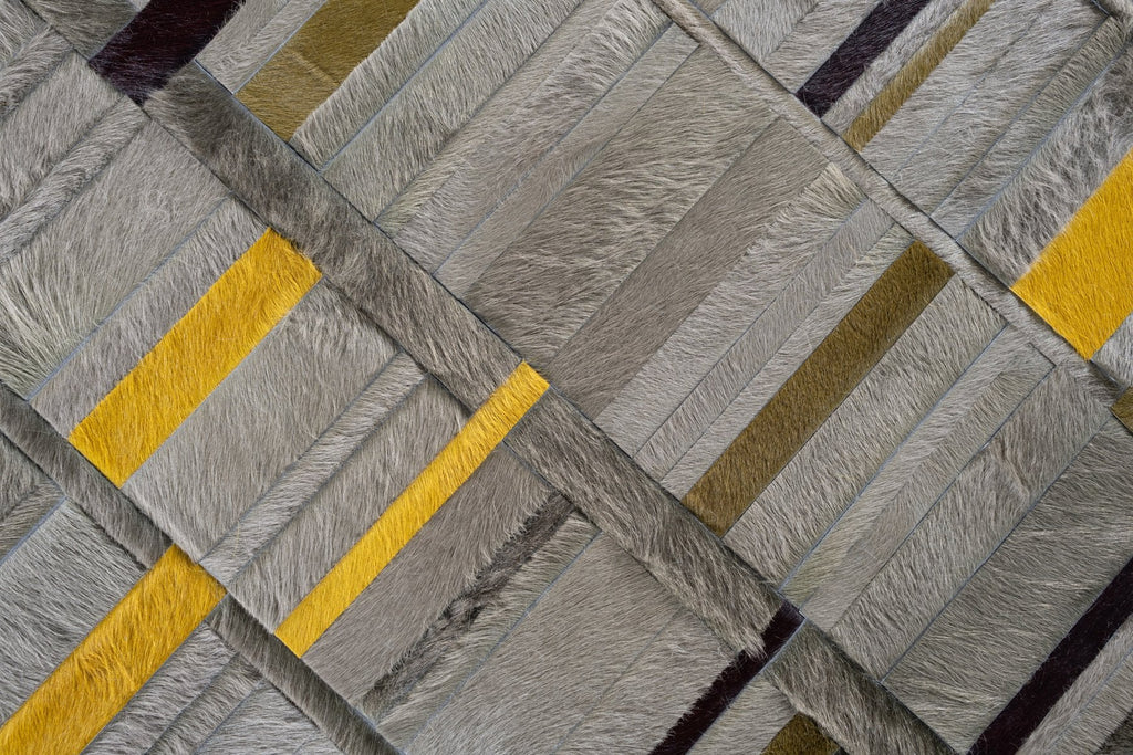 Four Seasons / Hide Rug / 16051