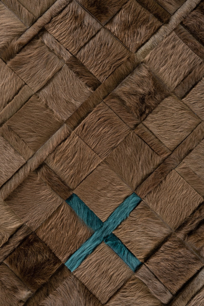 Crossfire / Hide Rug / 16074