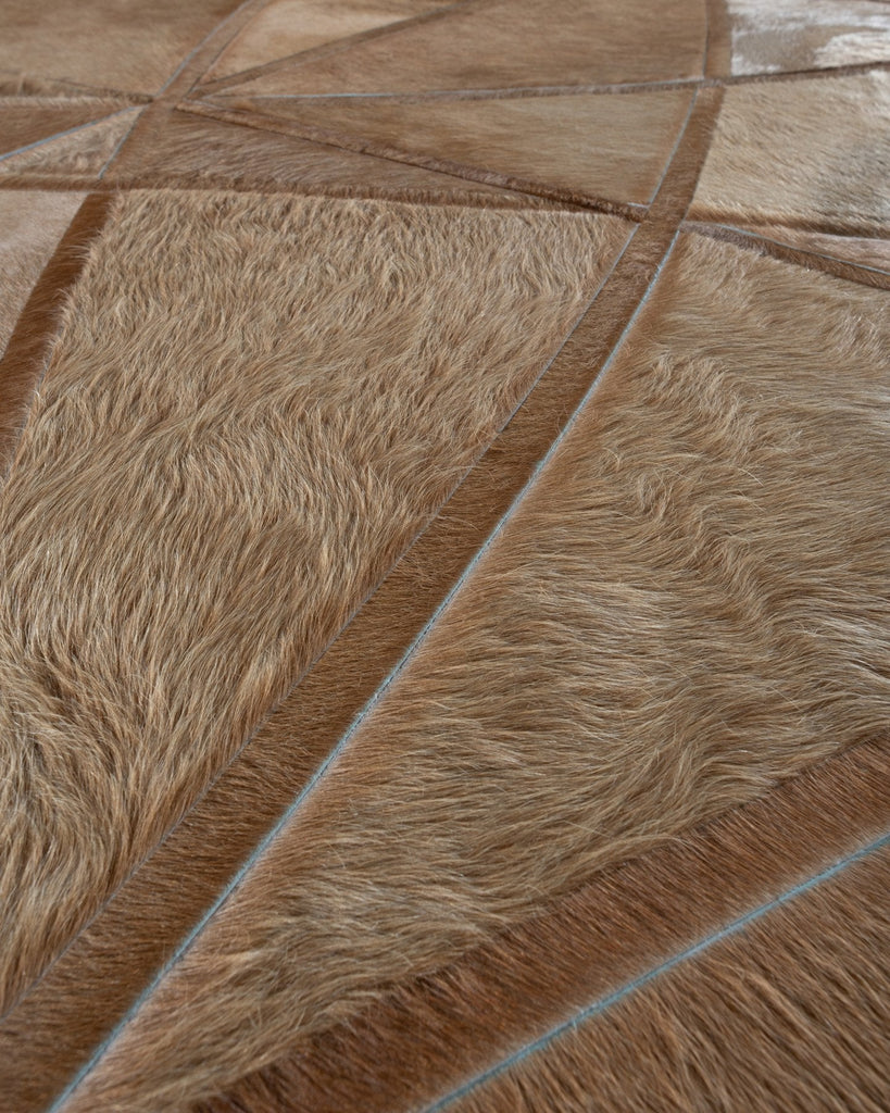 Silhouette / Hide Rug / 16657