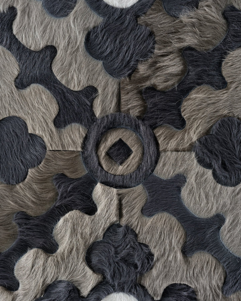 Empire / Hide Rug / 17361