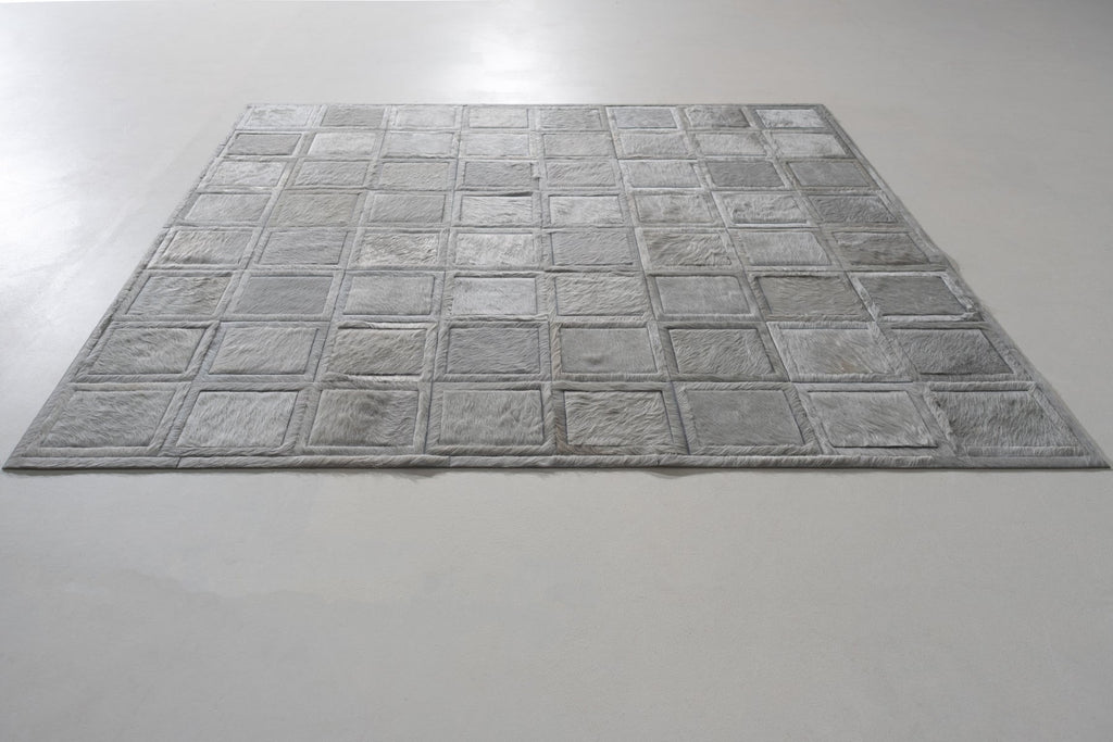 Promenade / Hide Rug / 15136