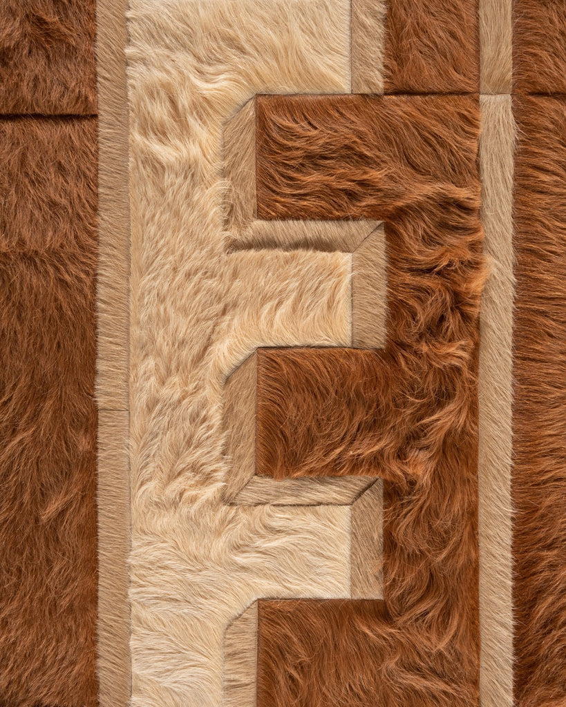 Moderne / Hide Rug / 15996