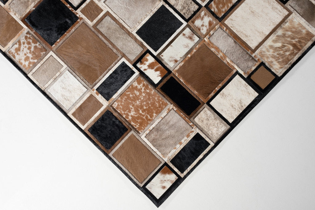 Confusion / Hide Rug / 16277