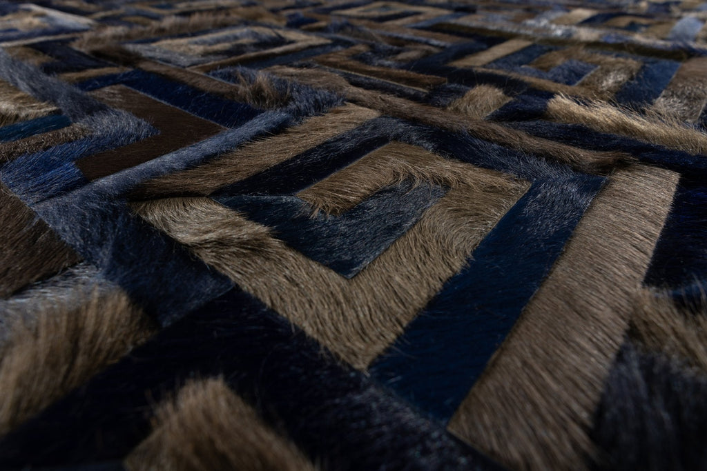 Turnkey / Hide Rug / 16681