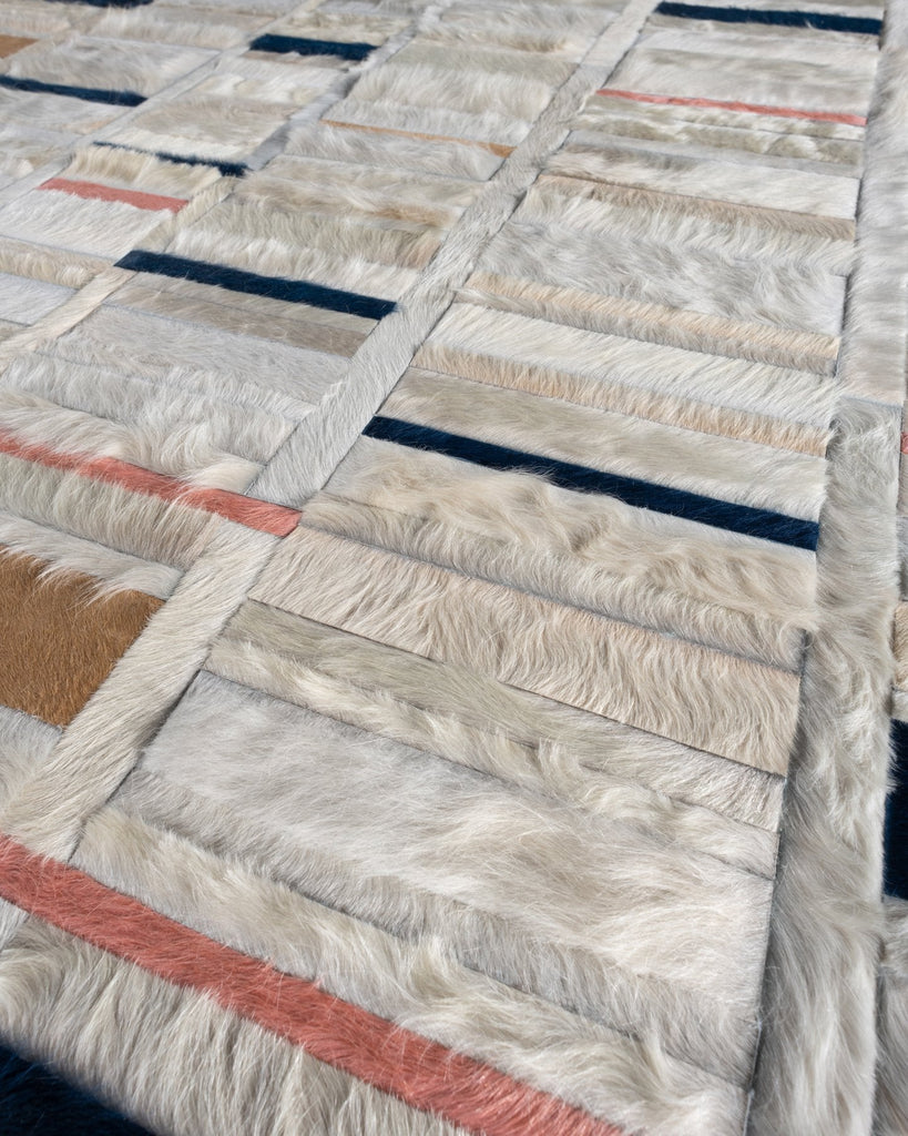 Four Seasons / Hide Rug / 16291