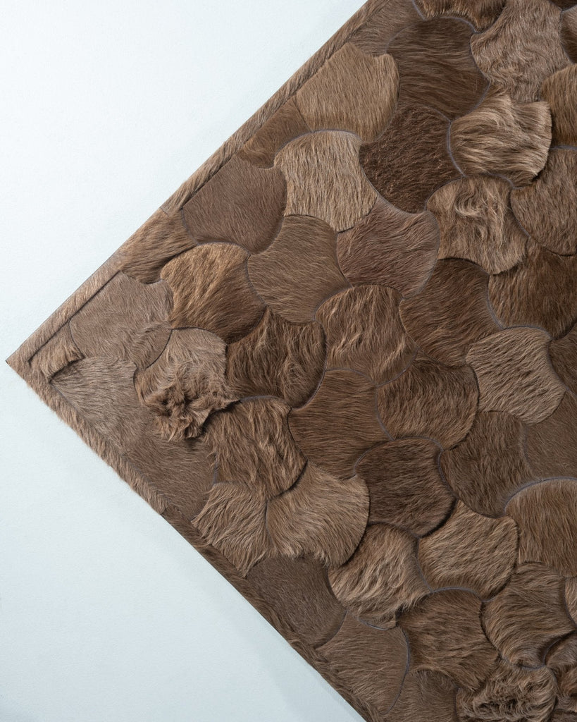 Leigh / Hide Rug / 16922