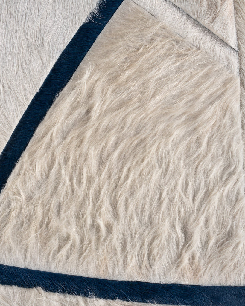 Silhouette / Hide Rug / 17230