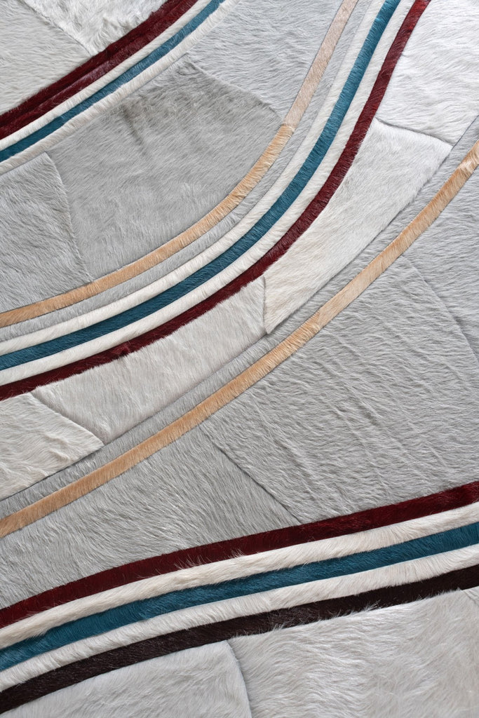 Swell / Hide Rug / 15747