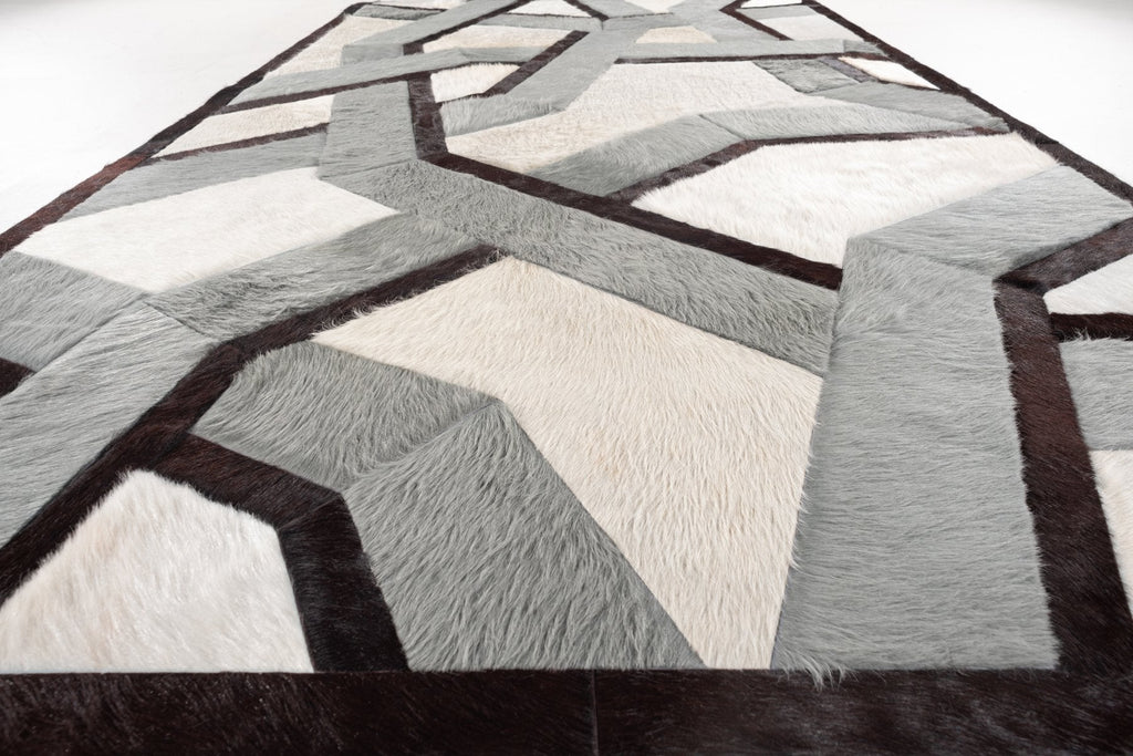 Vertigo / Hide Rug / 15657