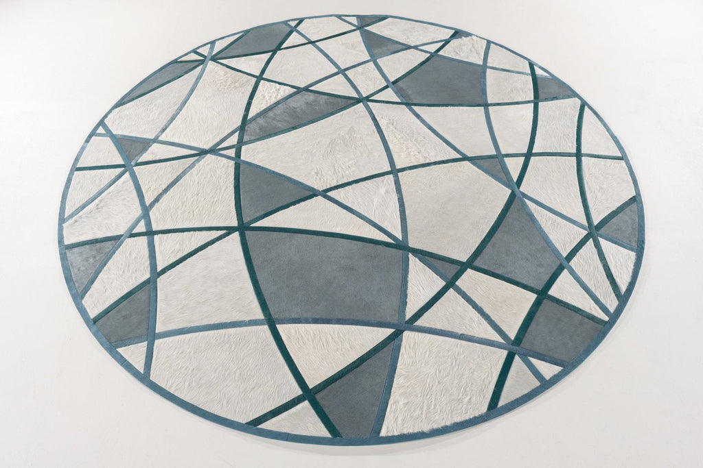 Silhouette / Hide Rug / 16032