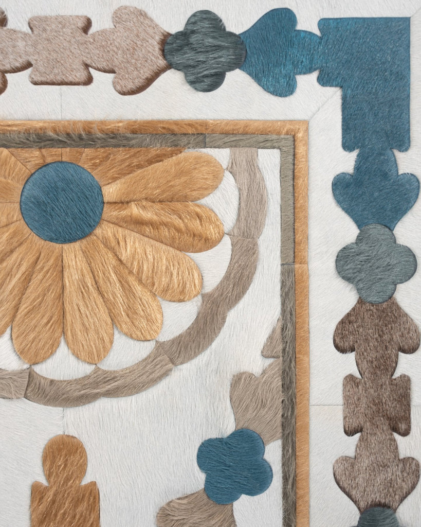 Aubusson / Hide Rug / 17420