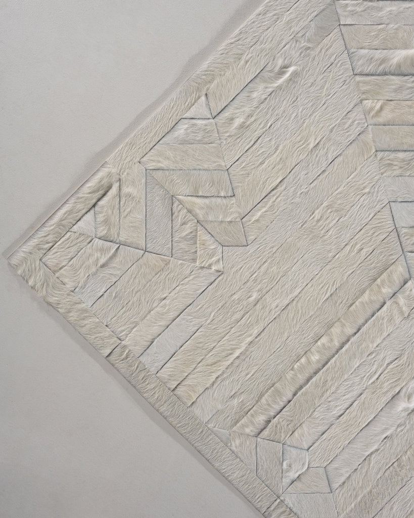 Ricochet / Hide Rug / 16787