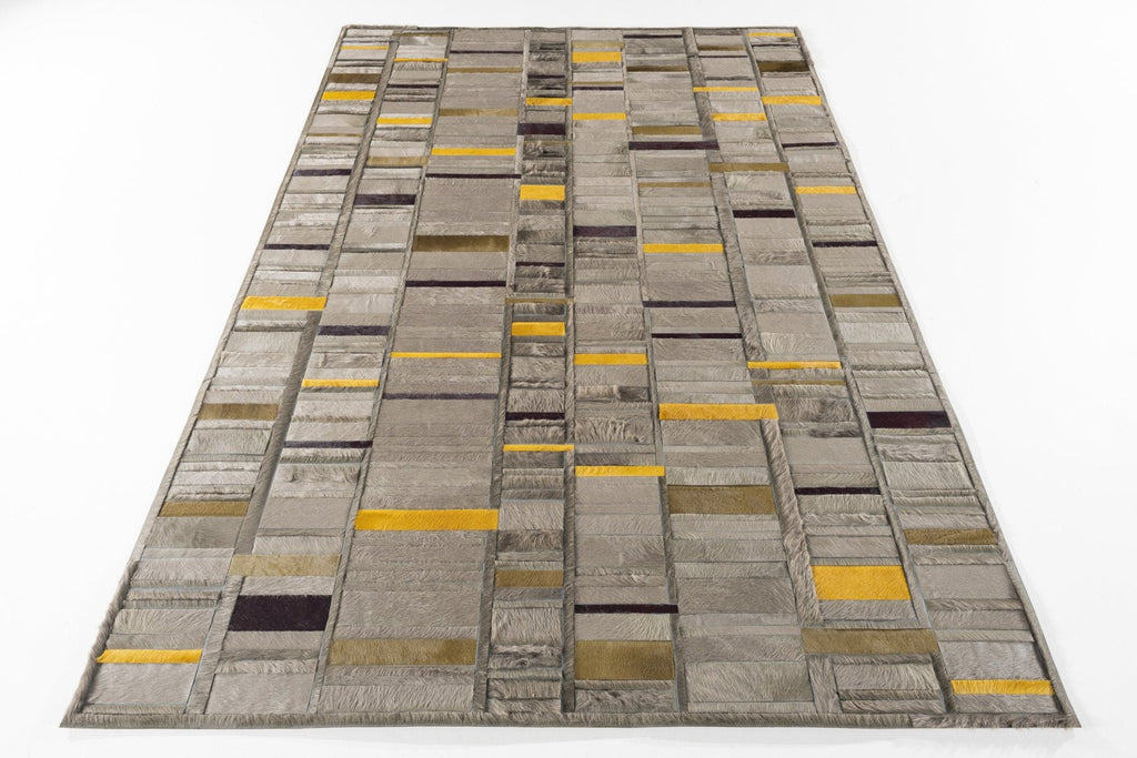 Four Seasons / Hide Rug / 16051