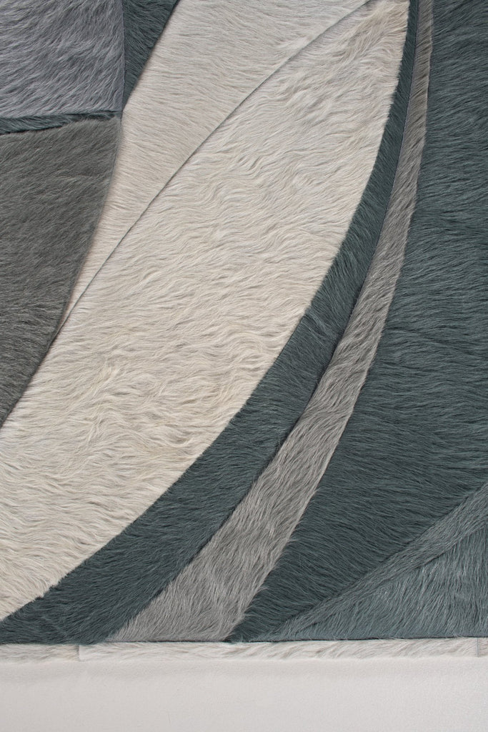 Luna / Hide Rug / 16720