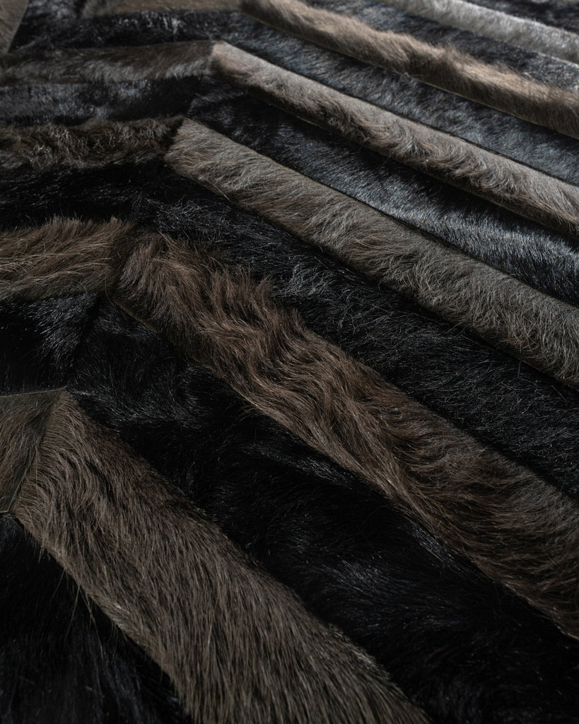 Ricochet / Hide Rug / 15264