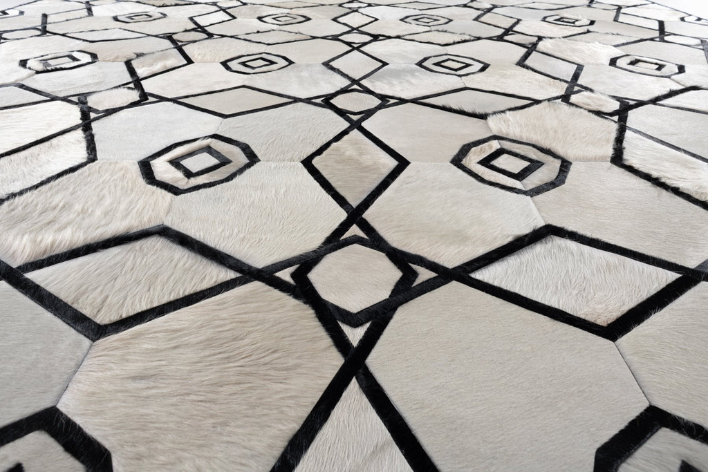 Guinevere / Hide Rug / 16496