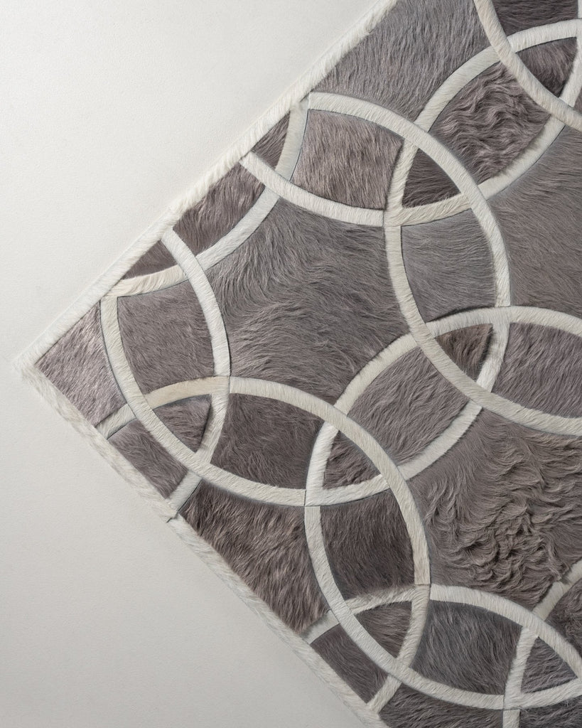 Alhambra / Hide Rug / 16921