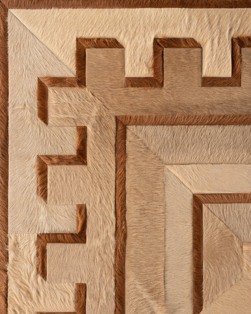 Moderne / Hide Rug / 15996