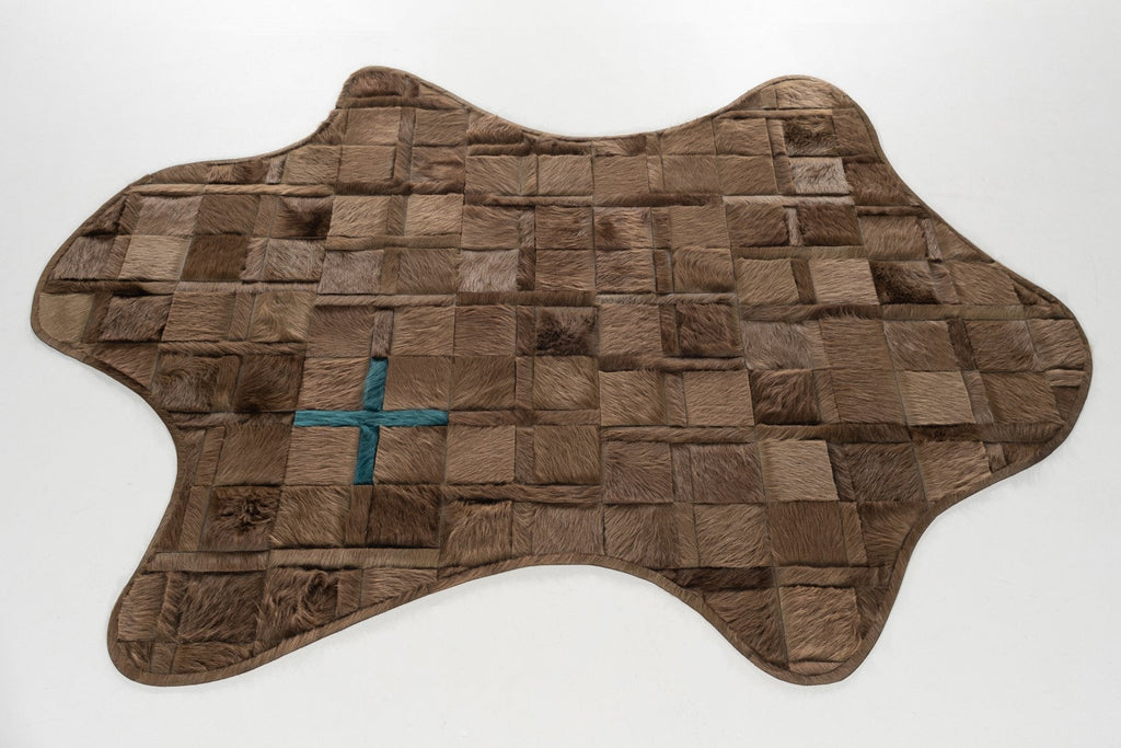 Crossfire / Hide Rug / 16074