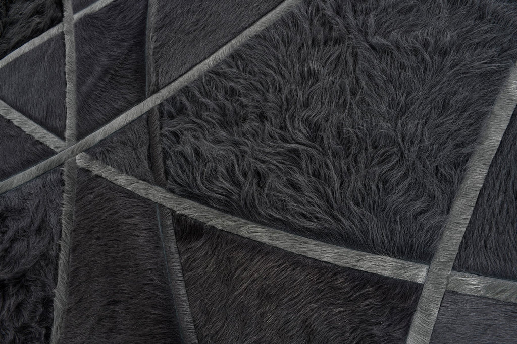 Silhouette / Hide Rug / 13064