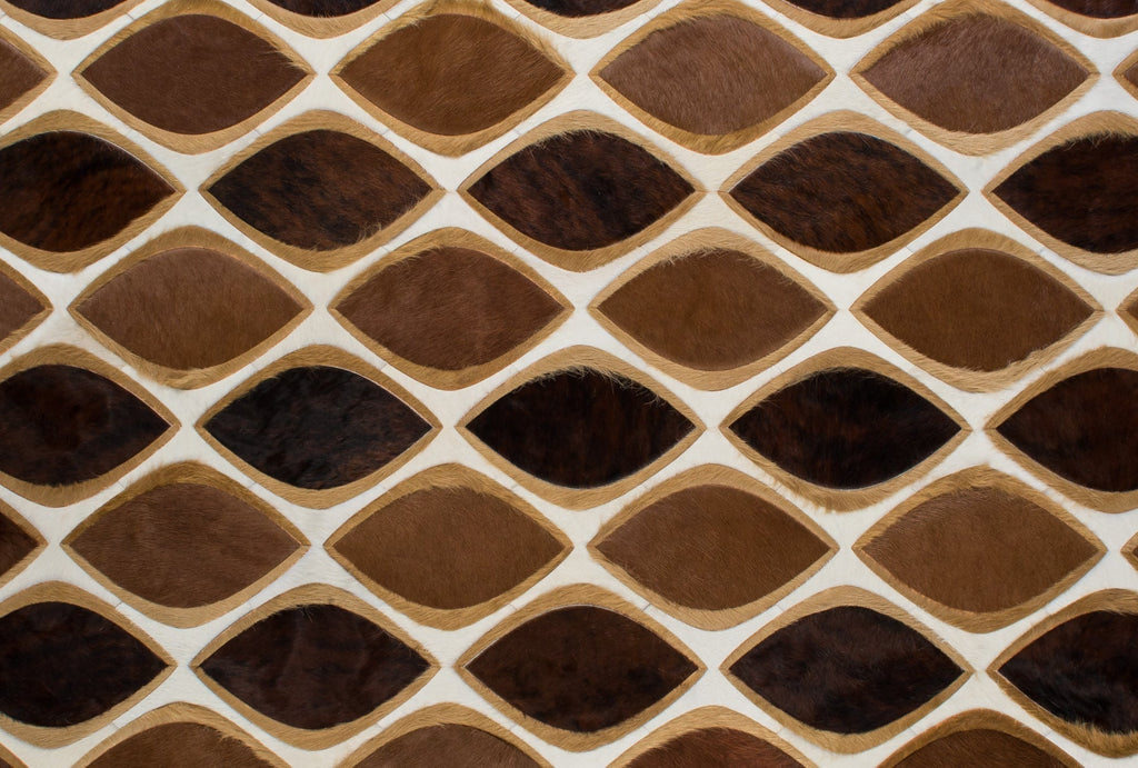 Flaunt / Hide Rug / 08878