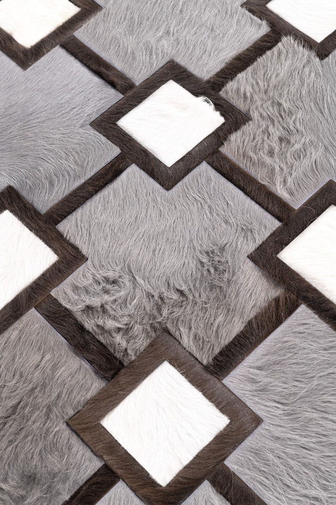 Glamorous / Hide Rug / 13362