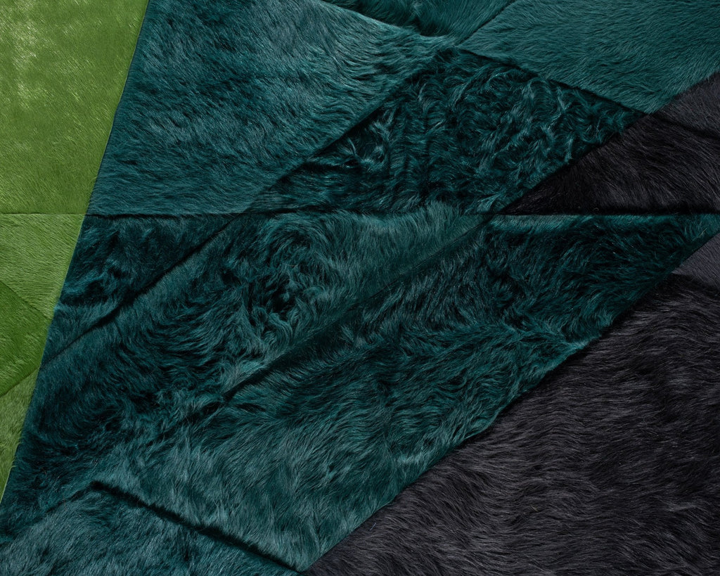 Upward / Hide Rug / 17423