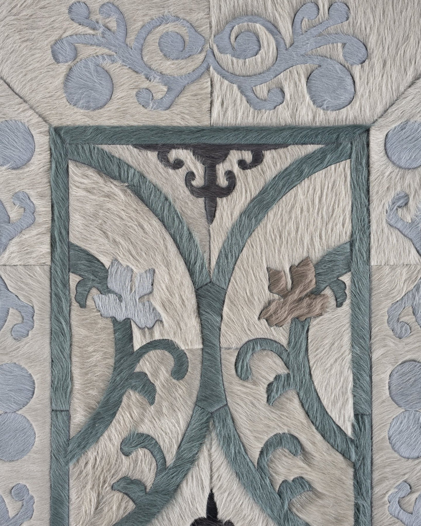 Polonaise / Hide Rug / 15999