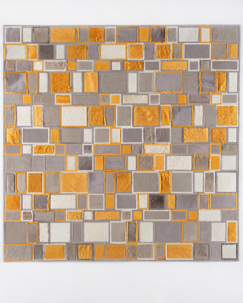 Confusion / Hide Rug / 19065