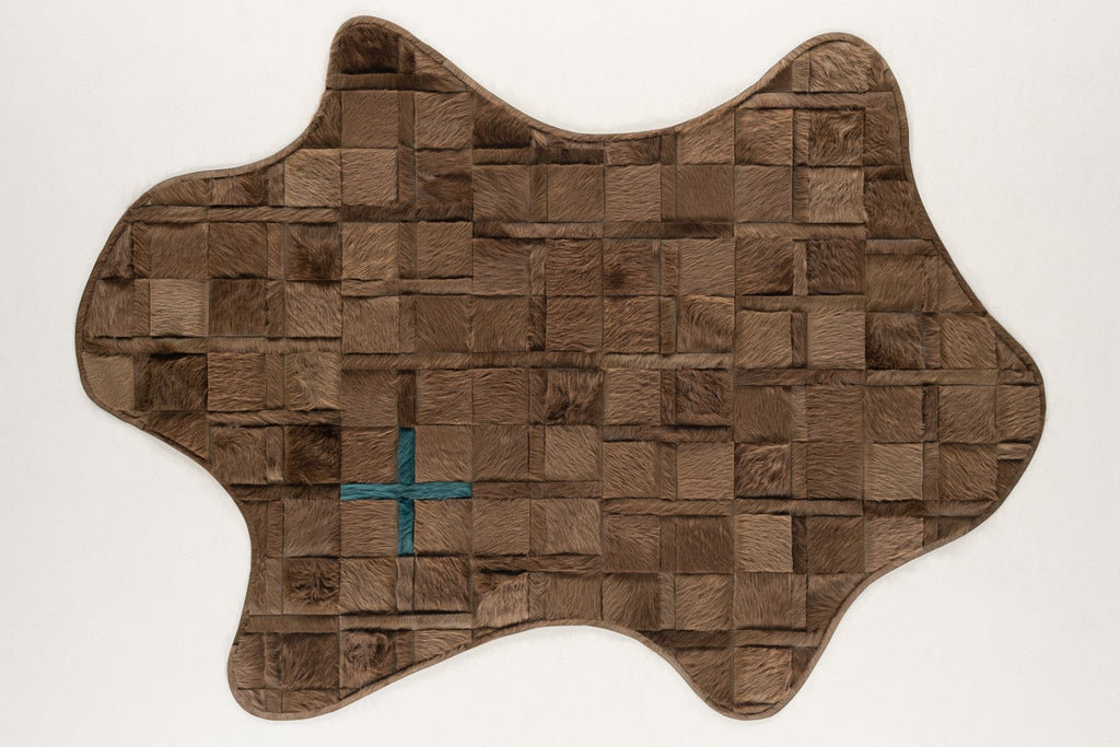 Crossfire / Hide Rug / 16074