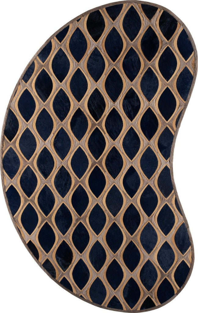 Flaunt / Hide Rug / 16377
