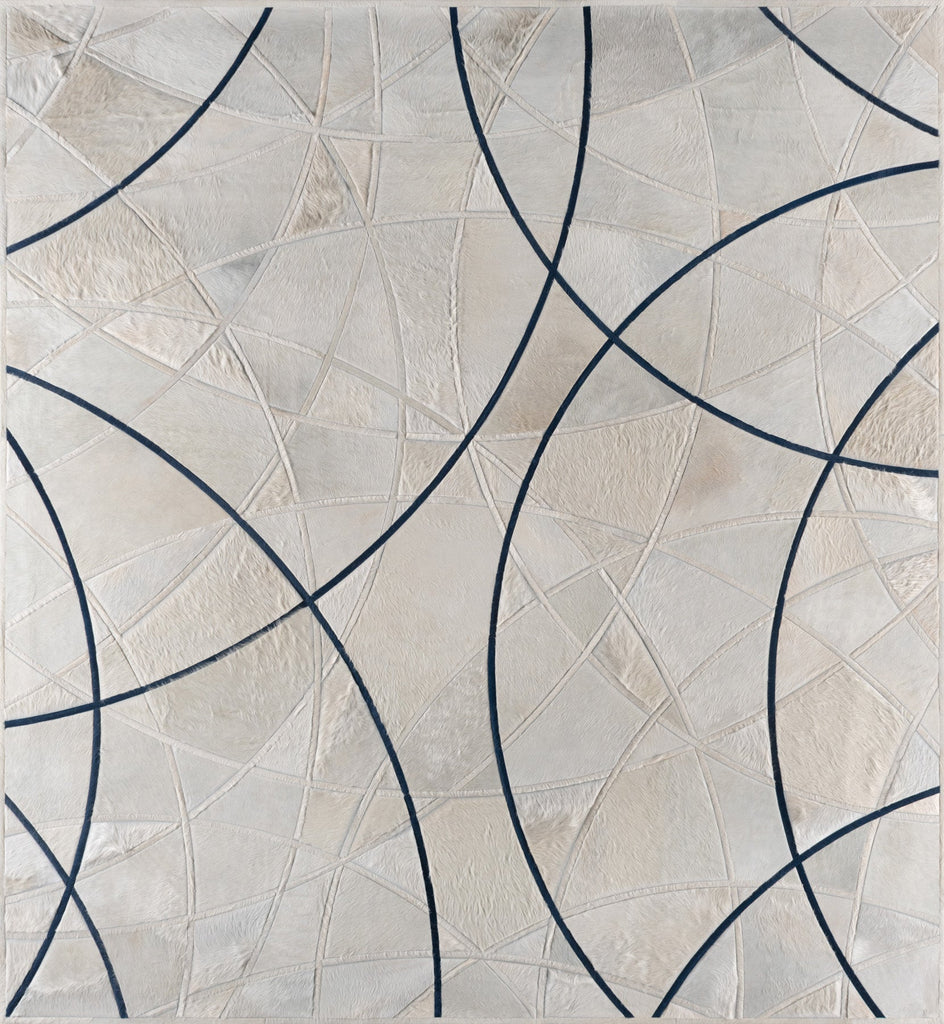 Silhouette / Hide Rug / 17230